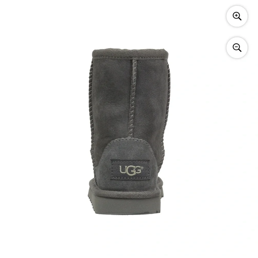 UGG Kids Classic II Charcoal Gray Suede Boots Little Kid Size 1